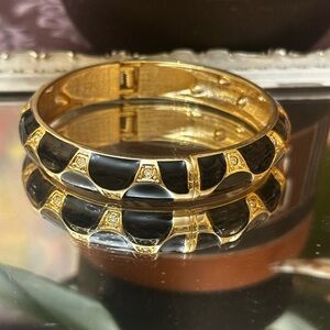 Stunning Geometric Black and Gold Bangle Bracelet